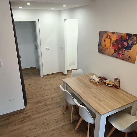 Vsuites Cagliari Esterno foto