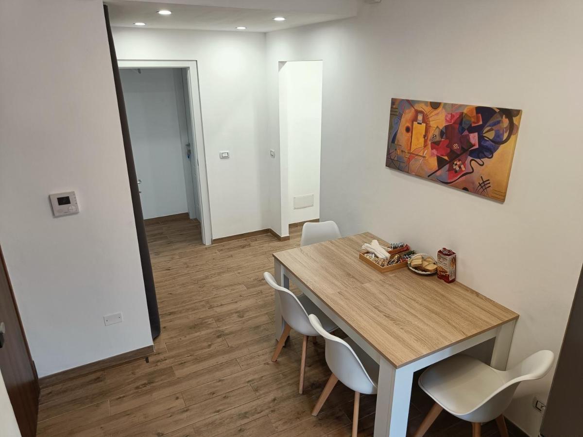 Vsuites Cagliari Esterno foto